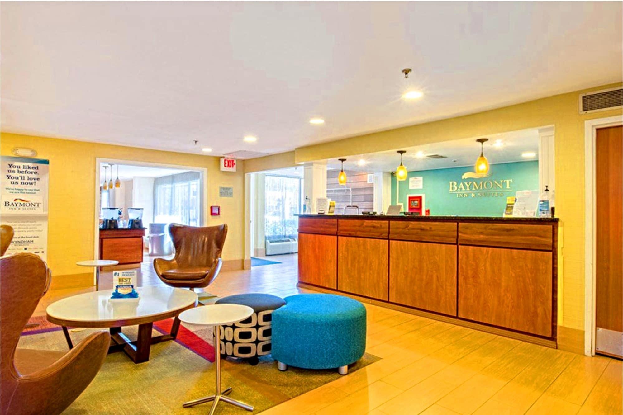 Baymont By Wyndham Savannah Midtown Екстер'єр фото