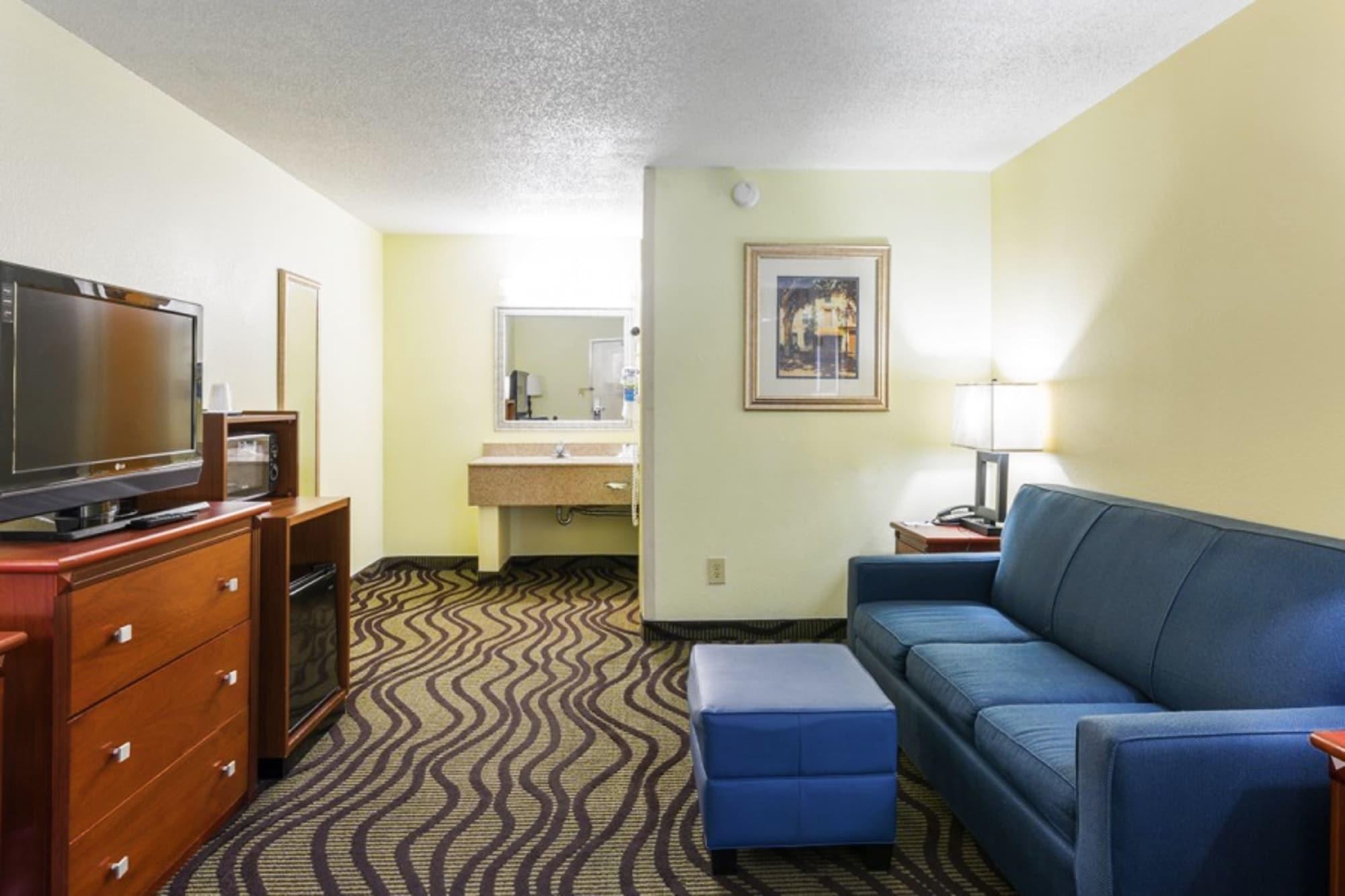 Baymont By Wyndham Savannah Midtown Екстер'єр фото
