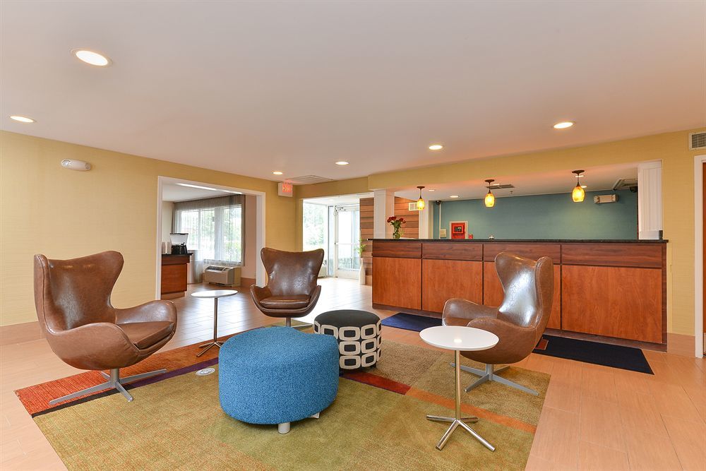 Baymont By Wyndham Savannah Midtown Екстер'єр фото